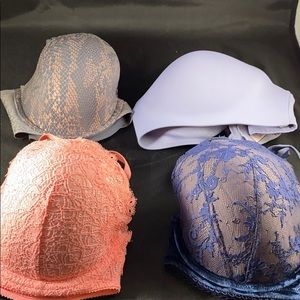 Lot of 4 victoria Secret Bras